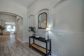 Interior - Large 5 bedroom 3 full bath house close to beaches, shopping and parks. (Parrish)