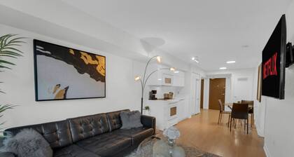 The Kimberly - 5 min to CN Tower - FREE Parking