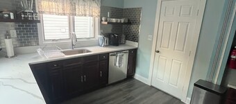 5Bedroom by Beach-Amusement park-Jacuzzi-Pool table-poker room, Arcade,3king bed