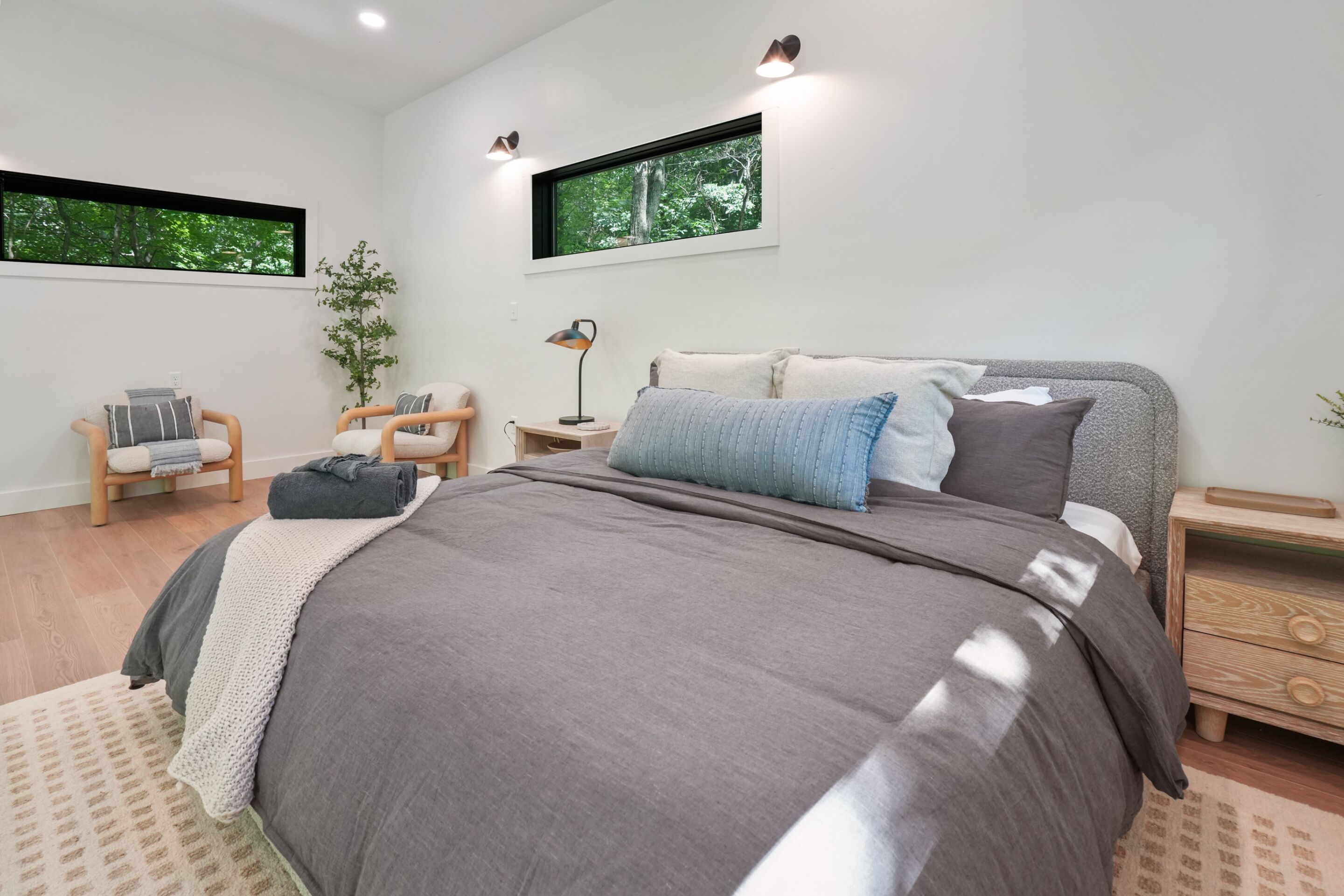 2 bedrooms, WiFi (free), bed sheets