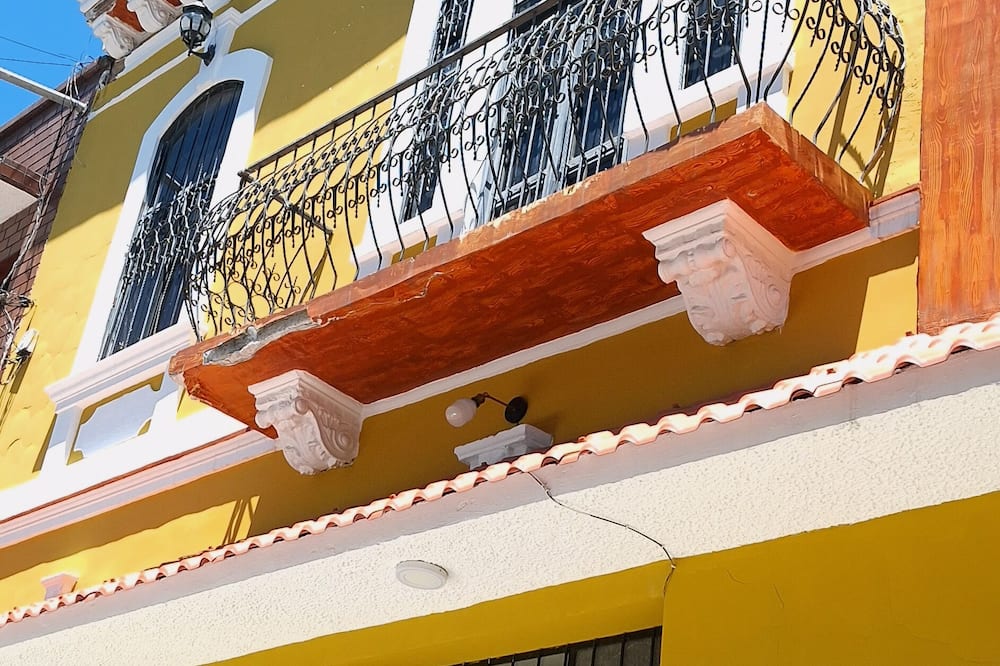 Travel House