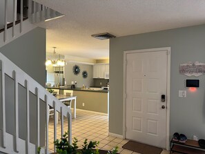 Interior - Pet Friendly Palm Harbor Oasis (Palm Harbor)