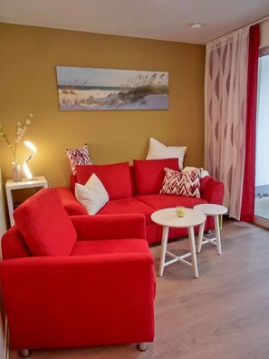 Fernseher, Stereoanlage