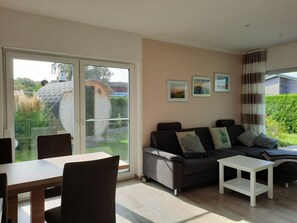 Fernseher, Stereoanlage