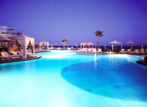Pool - Luxury Resort Stay & Play at Pueblo Bonito Sunset Beach in Cabo San Lucas (Cabo San Lucas)