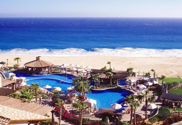 Pool - Luxury Resort Stay & Play at Pueblo Bonito Sunset Beach in Cabo San Lucas (Cabo San Lucas)