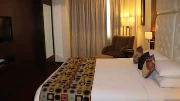 Luxury Room | Egyptian cotton sheets, premium bedding, down comforters