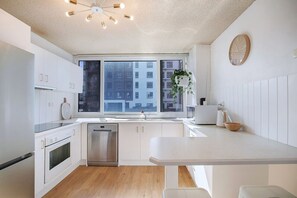 Fridge, microwave, oven, stovetop