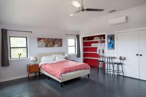 1 habitación, wifi y ropa de cama