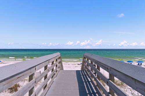 Tropical Isle 215 - Steps to the Beach!