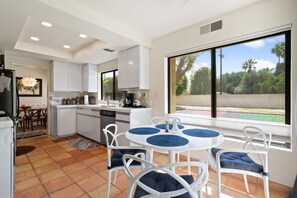 Fridge, microwave, oven, stovetop - Palm Springs Oasis at CCCC 2 Bed 2Bath with Office (Palm Springs)