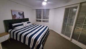 3 habitaciones, tabla de planchar con plancha y wifi gratis 
