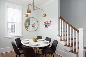 Dining - Luxury Coastal Townhome Near Sullivan's Island (Mount Pleasant)