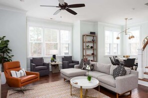 TV, offices - Luxury Coastal Townhome Near Sullivan's Island (Mount Pleasant)