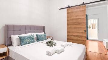 2 habitaciones, tabla de planchar con plancha, internet y ropa de cama