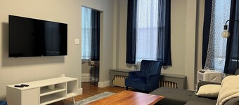 Nittany Nest: Cozy 3 Bedroom - NEW BEDS