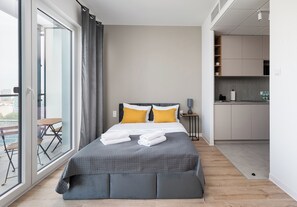 Bügeleisen/Bügelbrett, WLAN, Bettwäsche