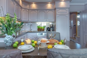 Fridge, oven - Weetstich - Willkommen im Weetstich in Archsum (Archsum)