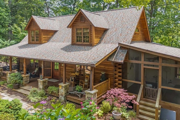 Welcome to Kind Oak Lake House!