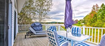 Charm by the Lake! Elk Mountain Lake house & Ski lodge.