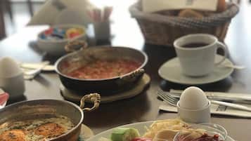 Se sirven desayunos