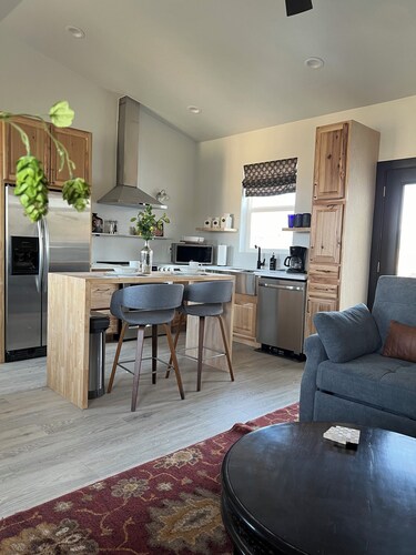 Sweet hill top views with fireplace townhouse of Prescott Az