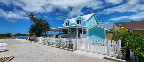 المنشأة من الخارج