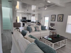 Smart-TV og stereoanlegg