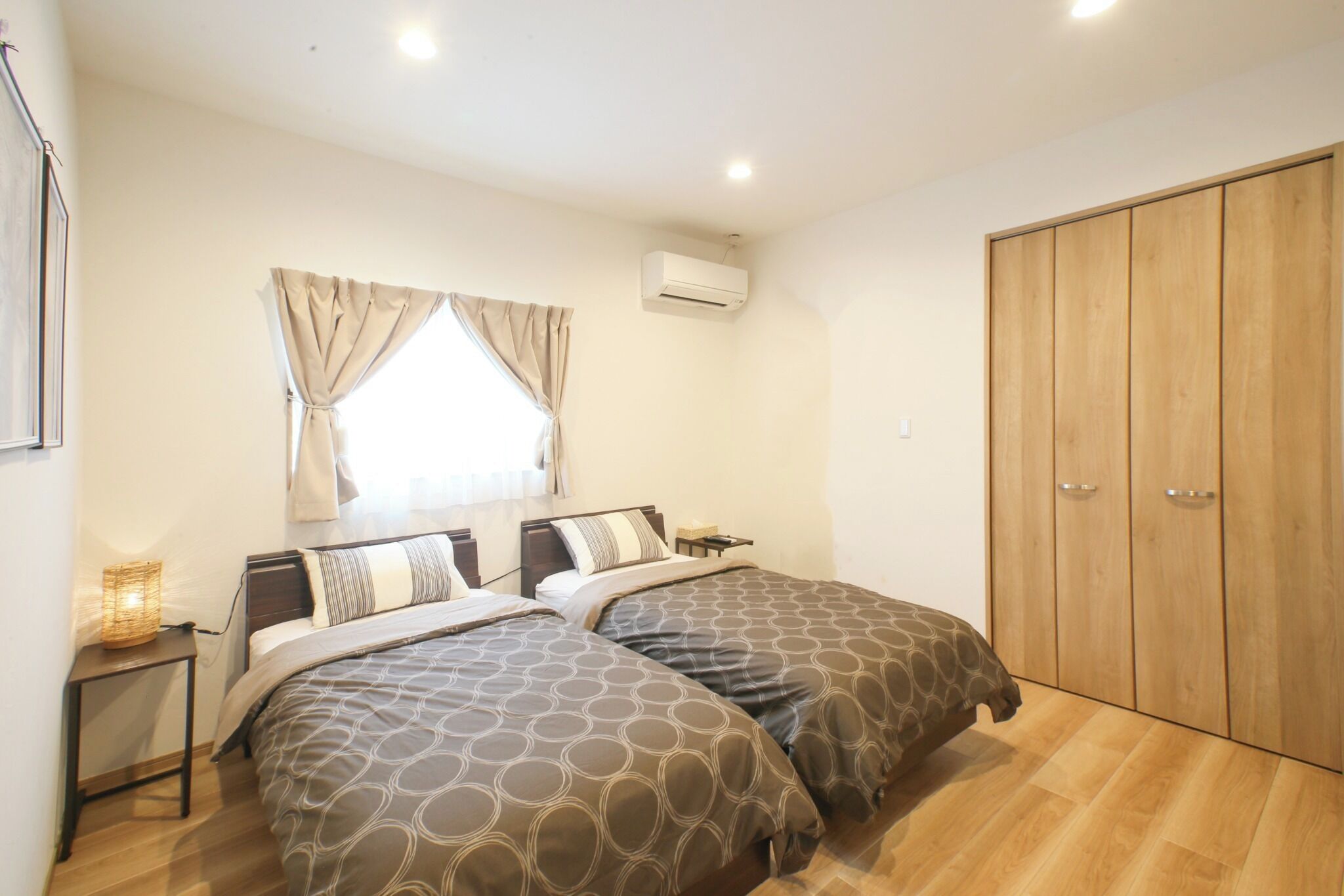 3 bedrooms, desk, free WiFi, bed sheets