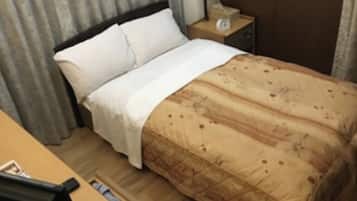 1 bedroom, desk, free WiFi, bed sheets