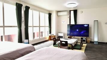 1 bedroom, desk, free WiFi, bed sheets