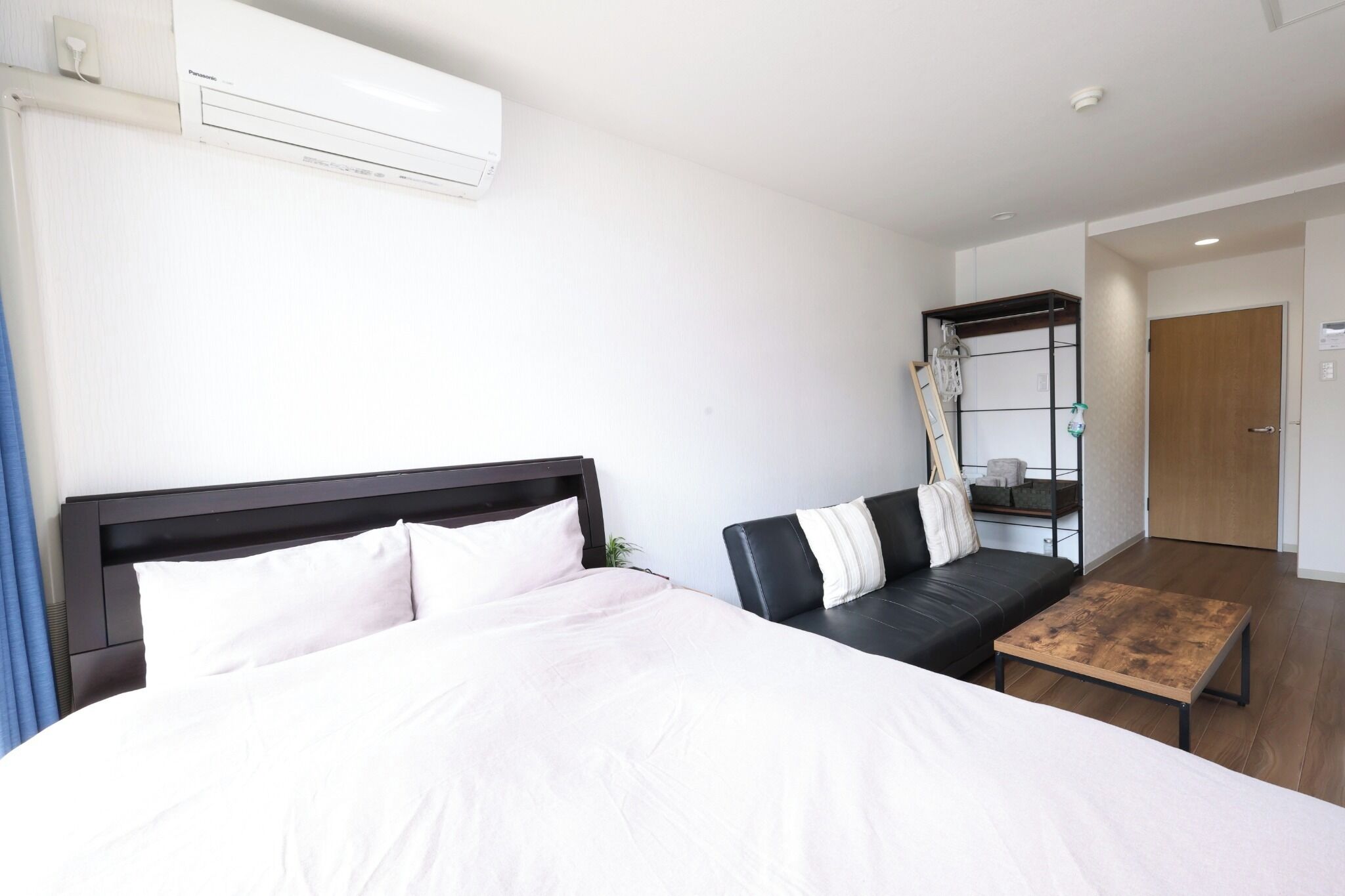 1 bedroom, desk, free WiFi, bed sheets