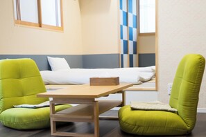 1 bedroom, desk, iron/ironing board, free WiFi - Guesthouse All Day 202 rooms / Kyoto Kyōto (Kyoto)