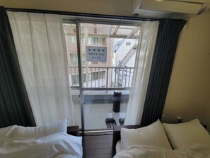 2 bedrooms, desk, free WiFi, bed sheets
