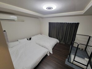 2 bedrooms, desk, free WiFi, bed sheets