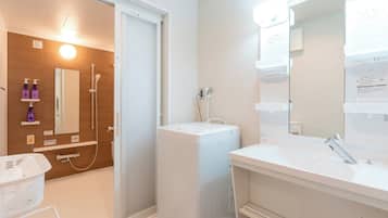 ヘアドライヤー、タオル