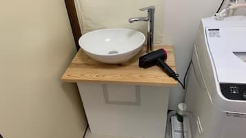 Hair dryer, towels