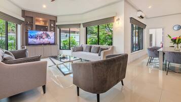 Luxury Villa | Living area