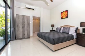 4 bedrooms, in-room safe, free WiFi - Villa Sabai (Pattaya)