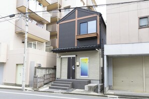 Exterior detail - SLEEPLAB Asakusa Visit Asakusa and Skytree 4 st / Sumida-ku Tokyo (Sumida-ku)
