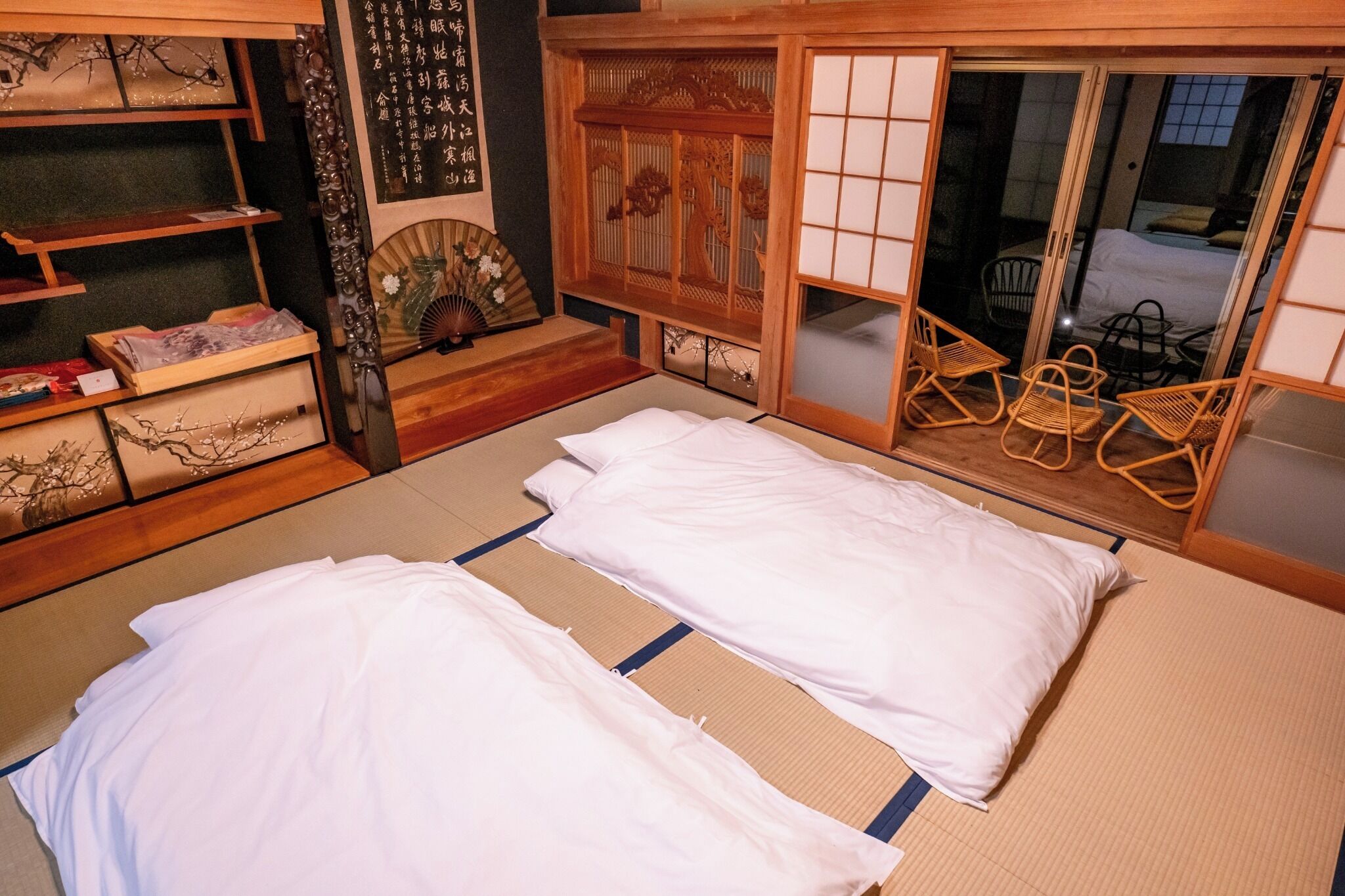 5 bedrooms, desk, free WiFi, bed sheets