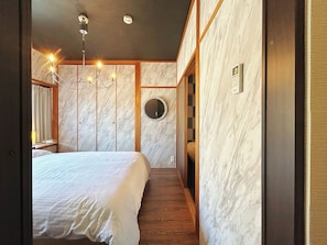 3 Schlafzimmer, Schreibtisch, Bügeleisen/Bügelbrett, kostenloses WLAN