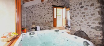 Pet friendly home in Privas with sauna