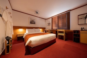 Studio Suite (Random assignment) | Premium bedding, free WiFi, bed sheets