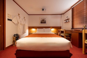 Suite Studio (Random assignment) | 1 chambre, literie de qualité supérieure, Wi-Fi gratuit, draps fournis