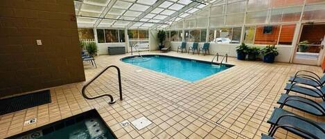 Piscine couverte, piscine chauffée