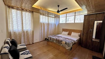 2 bedrooms, bed sheets