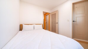 Habitación básica, 2 habitaciones (orange 2) | 1 dormitorio y wifi gratis