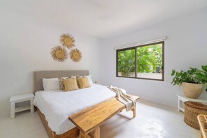 2 chambres, fer et planche à repasser, accès au Wi-Fi (inclus)