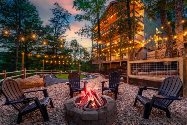 Terrace/patio - Sweet Escape By Ghosal Luxury Lodging (Gatlinburg)